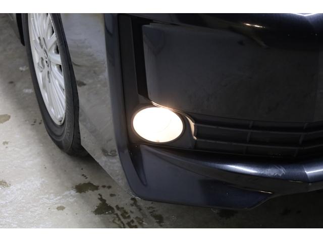 ヴォクシー ハイブリッドＶ　ワンオーナー　アルパイン１０型ＳＤナビ　Ｂカメラ　電動スライドドア　左右独立ＡＡＣ　リヤエアコン　後席サンシェード　シートヒーター　クルーズコントロール　ＥＴＣ　純正１５インチＡＷ　ＬＥＤヘッドライト（32枚目）