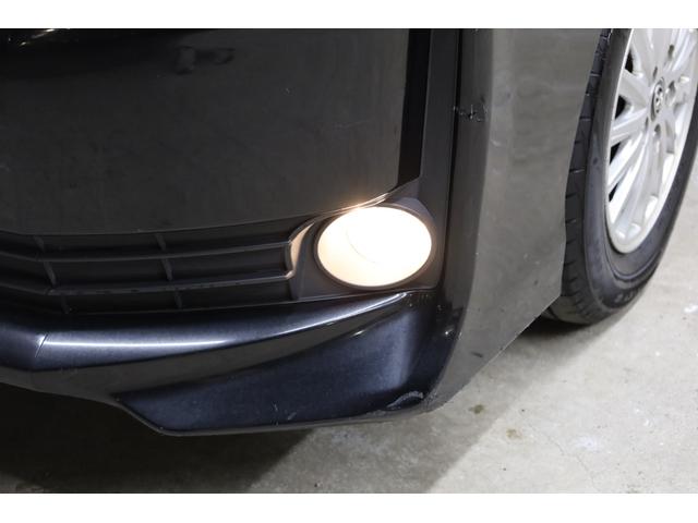 ヴォクシー ハイブリッドＶ　ワンオーナー　アルパイン１０型ＳＤナビ　Ｂカメラ　電動スライドドア　左右独立ＡＡＣ　リヤエアコン　後席サンシェード　シートヒーター　クルーズコントロール　ＥＴＣ　純正１５インチＡＷ　ＬＥＤヘッドライト（33枚目）