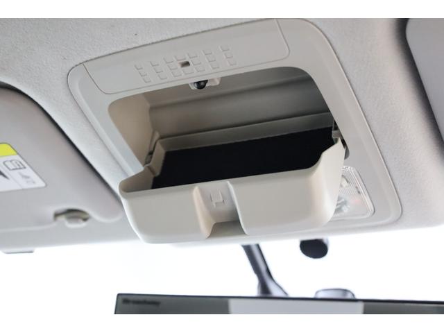 ヴォクシー ハイブリッドＶ　ワンオーナー　アルパイン１０型ＳＤナビ　Ｂカメラ　電動スライドドア　左右独立ＡＡＣ　リヤエアコン　後席サンシェード　シートヒーター　クルーズコントロール　ＥＴＣ　純正１５インチＡＷ　ＬＥＤヘッドライト（67枚目）