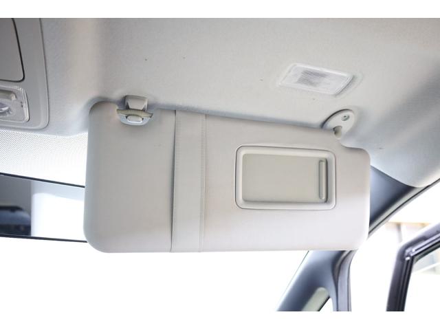 ヴォクシー ハイブリッドＶ　ワンオーナー　アルパイン１０型ＳＤナビ　Ｂカメラ　電動スライドドア　左右独立ＡＡＣ　リヤエアコン　後席サンシェード　シートヒーター　クルーズコントロール　ＥＴＣ　純正１５インチＡＷ　ＬＥＤヘッドライト（70枚目）