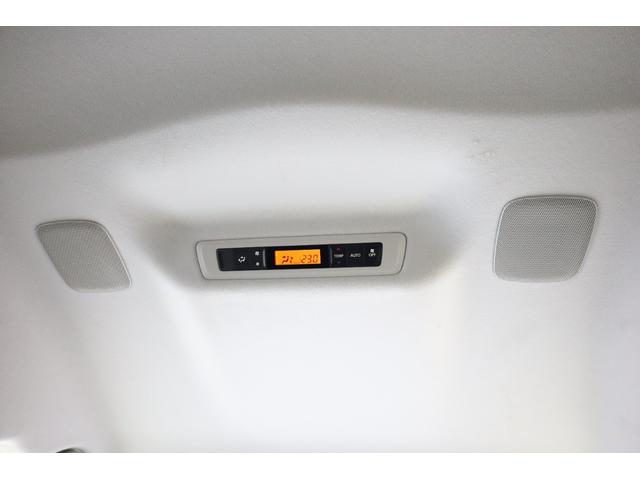 ヴォクシー ハイブリッドＶ　ワンオーナー　アルパイン１０型ＳＤナビ　Ｂカメラ　電動スライドドア　左右独立ＡＡＣ　リヤエアコン　後席サンシェード　シートヒーター　クルーズコントロール　ＥＴＣ　純正１５インチＡＷ　ＬＥＤヘッドライト（73枚目）