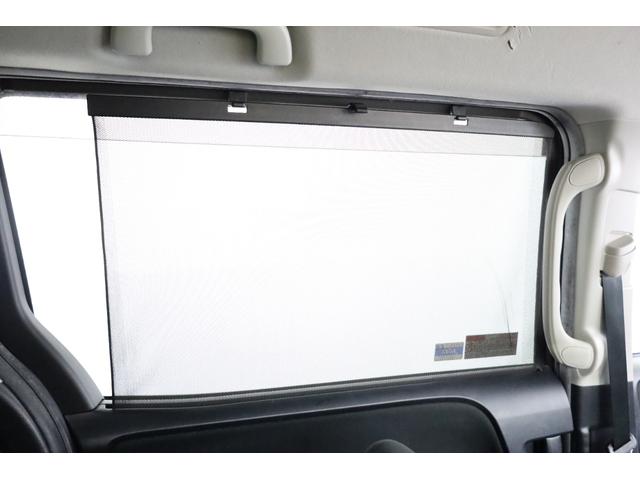 ヴォクシー ハイブリッドＶ　ワンオーナー　アルパイン１０型ＳＤナビ　Ｂカメラ　電動スライドドア　左右独立ＡＡＣ　リヤエアコン　後席サンシェード　シートヒーター　クルーズコントロール　ＥＴＣ　純正１５インチＡＷ　ＬＥＤヘッドライト（75枚目）