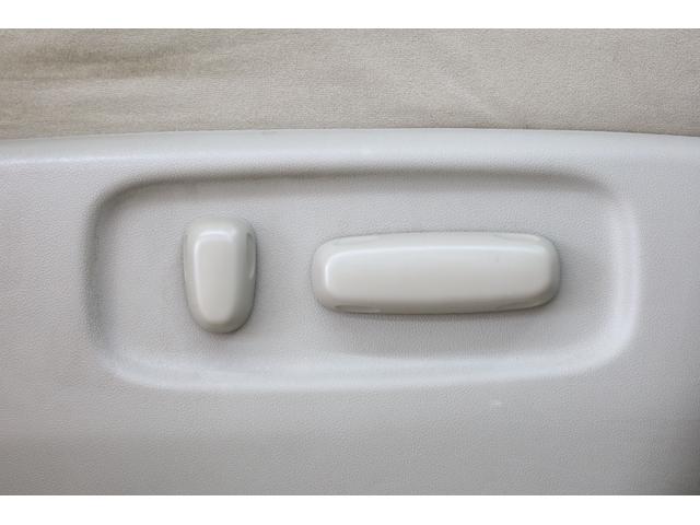 エスティマハイブリッド G 4WD ワンオーナー 両側電動スライドドア 純正8型HDDナビ Bカメラ 禁煙車 ダブルAAC パワーシート シートヒーター 純正17インチAW 脱着式デッキボード AC1500W オットマン ETC(9枚目)