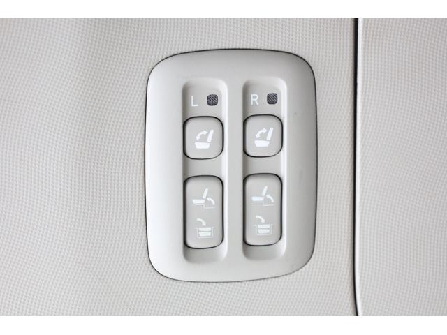 エスティマハイブリッド Gレザーパッケージ 4WD 大型サンルーフ 本革シート 両側電動スライドドア 電動床下格納機能 純正8型ナビ 純正後席モニター 純正17AW 脱着式デッキボード Wエアコン AC1500W オットマン レーダークルーズ(7枚目)