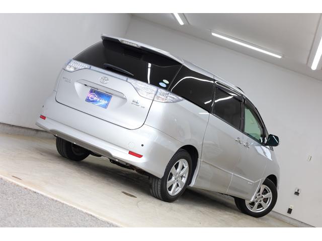 エスティマハイブリッド Gレザーパッケージ 4WD 大型サンルーフ 本革シート 両側電動スライドドア 電動床下格納機能 純正8型ナビ 純正後席モニター 純正17AW 脱着式デッキボード Wエアコン AC1500W オットマン レーダークルーズ(12枚目)