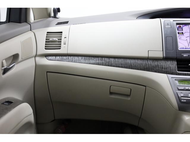 エスティマハイブリッド Gレザーパッケージ 4WD 大型サンルーフ 本革シート 両側電動スライドドア 電動床下格納機能 純正8型ナビ 純正後席モニター 純正17AW 脱着式デッキボード Wエアコン AC1500W オットマン レーダークルーズ(42枚目)