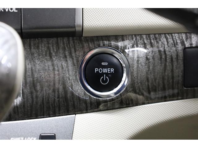 エスティマハイブリッド Gレザーパッケージ 4WD 大型サンルーフ 本革シート 両側電動スライドドア 電動床下格納機能 純正8型ナビ 純正後席モニター 純正17AW 脱着式デッキボード Wエアコン AC1500W オットマン レーダークルーズ(50枚目)