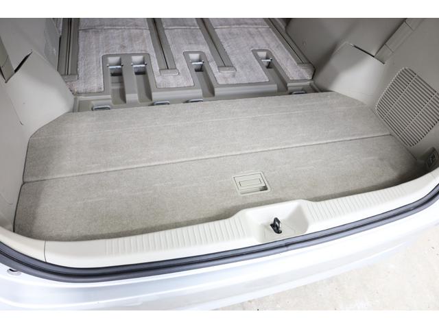 エスティマハイブリッド Gレザーパッケージ 4WD 大型サンルーフ 本革シート 両側電動スライドドア 電動床下格納機能 純正8型ナビ 純正後席モニター 純正17AW 脱着式デッキボード Wエアコン AC1500W オットマン レーダークルーズ(74枚目)