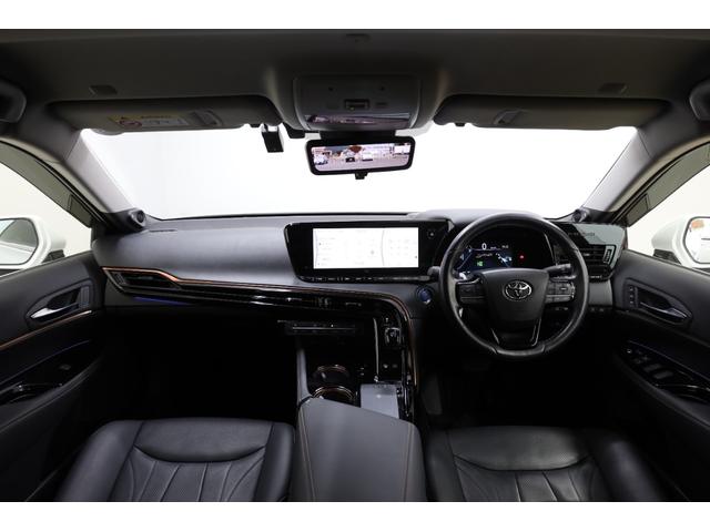 内装カラーは人気の黒系です。内装各部のパーツが使いやすい配置です。高級感満載の乗り心地が良い装備になっております！トヨタ・スズキ・ダイハツ・ミツビシ・ニッサン・マツダ・レクサス・メルセデスベンツ