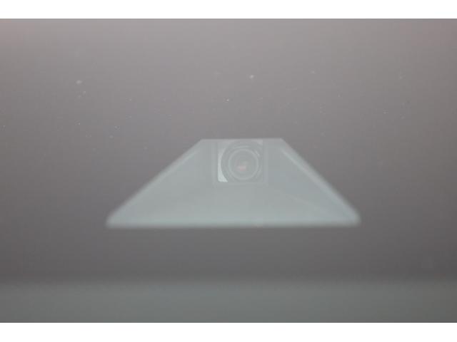 トヨタセーフティセンスが装備されています。歩行者【昼夜】や自転車【昼】を検知し衝突回避支援してくれる機能が付いているので安全機能が格段に良くなっています！トヨタ・スズキ・ダイハツ・ミツビシ・ニッサン