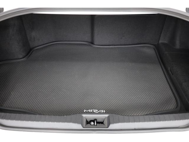 トランクルームは大変広く荷物が多くてもラクラク積る大きさです！トヨタ・スズキ・ダイハツ・ミツビシ・ニッサン・マツダ・レクサス・メルセデスベンツ・マセラティ・ＢＭＷ・ルノー・ポルシェ・ランボルギーニ