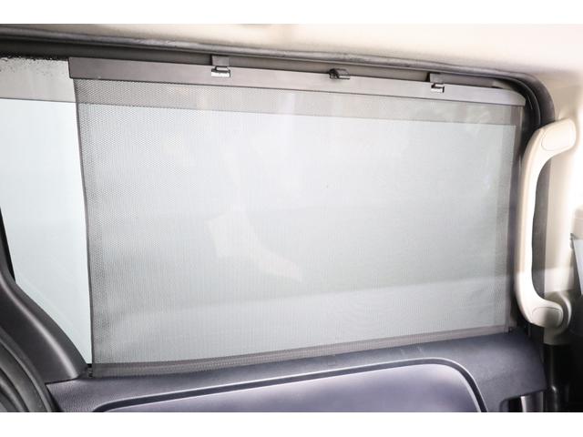 ヴォクシー ハイブリッドZS 煌II ワンオーナー アルパイン10型SDナビ アルパイン12.8型後席モニター Bカメラ 両側電動スライドドア 純正16インチAW 左右独立AAC 後席サンシェード ETC LEDヘッドライト フォグランプ(10枚目)