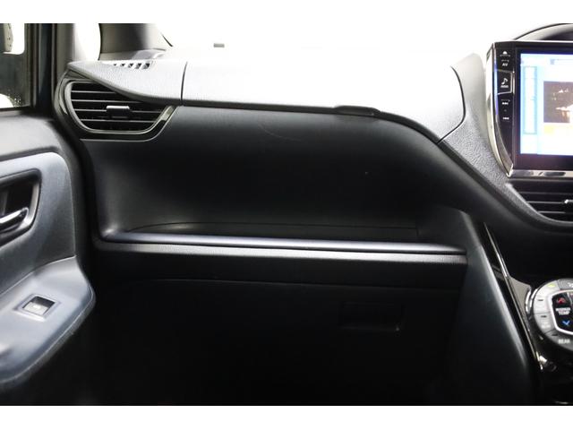 ヴォクシー ハイブリッドZS 煌II ワンオーナー アルパイン10型SDナビ アルパイン12.8型後席モニター Bカメラ 両側電動スライドドア 純正16インチAW 左右独立AAC 後席サンシェード ETC LEDヘッドライト フォグランプ(42枚目)