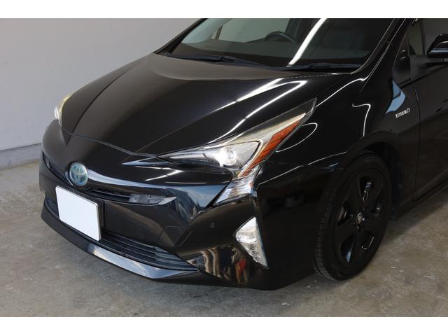 プリウス Ａツーリングセレクション　純正９型ＳＤナビ　ＢＴ接続　Ｂカメラ　セーフティセンス　インテリジェントクリアランスソナー　禁煙車　純正１７インチＡＷ　ブラインドスポットモニター　ＨＵＤ　シートヒーター　置くだけ充電　ＡＣ１５００Ｗ（13枚目）