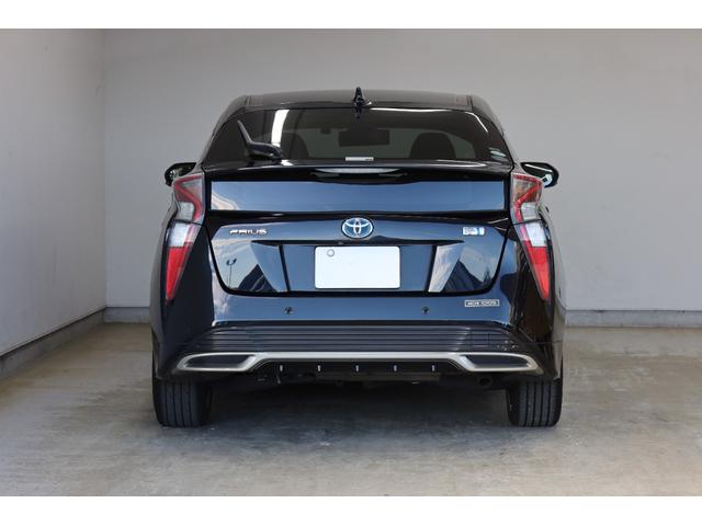 プリウス Ａツーリングセレクション　純正９型ＳＤナビ　ＢＴ接続　Ｂカメラ　セーフティセンス　インテリジェントクリアランスソナー　禁煙車　純正１７インチＡＷ　ブラインドスポットモニター　ＨＵＤ　シートヒーター　置くだけ充電　ＡＣ１５００Ｗ（25枚目）