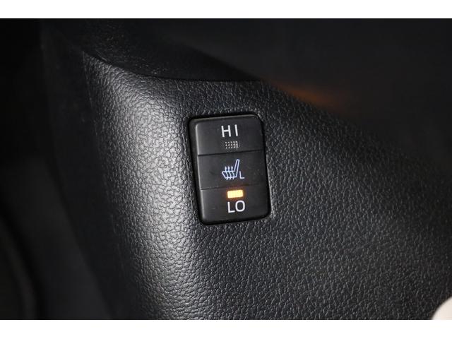 プリウス Ａツーリングセレクション　純正９型ＳＤナビ　ＢＴ接続　Ｂカメラ　セーフティセンス　インテリジェントクリアランスソナー　禁煙車　純正１７インチＡＷ　ブラインドスポットモニター　ＨＵＤ　シートヒーター　置くだけ充電　ＡＣ１５００Ｗ（56枚目）