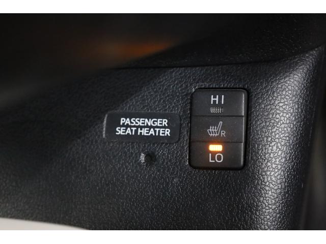 プリウス Ａツーリングセレクション　純正９型ＳＤナビ　ＢＴ接続　Ｂカメラ　セーフティセンス　インテリジェントクリアランスソナー　禁煙車　純正１７インチＡＷ　ブラインドスポットモニター　ＨＵＤ　シートヒーター　置くだけ充電　ＡＣ１５００Ｗ（57枚目）