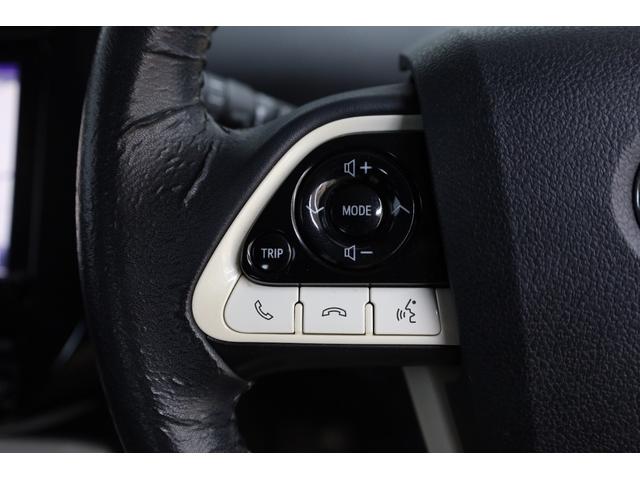 プリウス Ａツーリングセレクション　純正９型ＳＤナビ　ＢＴ接続　Ｂカメラ　セーフティセンス　インテリジェントクリアランスソナー　禁煙車　純正１７インチＡＷ　ブラインドスポットモニター　ＨＵＤ　シートヒーター　置くだけ充電　ＡＣ１５００Ｗ（60枚目）