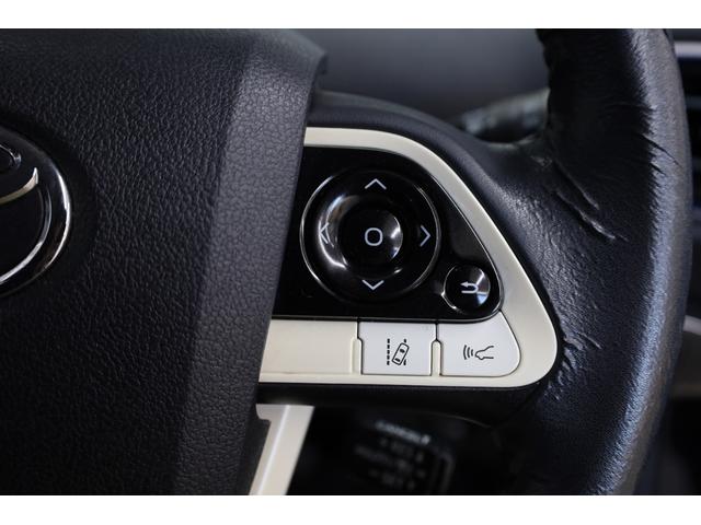 プリウス Ａツーリングセレクション　純正９型ＳＤナビ　ＢＴ接続　Ｂカメラ　セーフティセンス　インテリジェントクリアランスソナー　禁煙車　純正１７インチＡＷ　ブラインドスポットモニター　ＨＵＤ　シートヒーター　置くだけ充電　ＡＣ１５００Ｗ（61枚目）