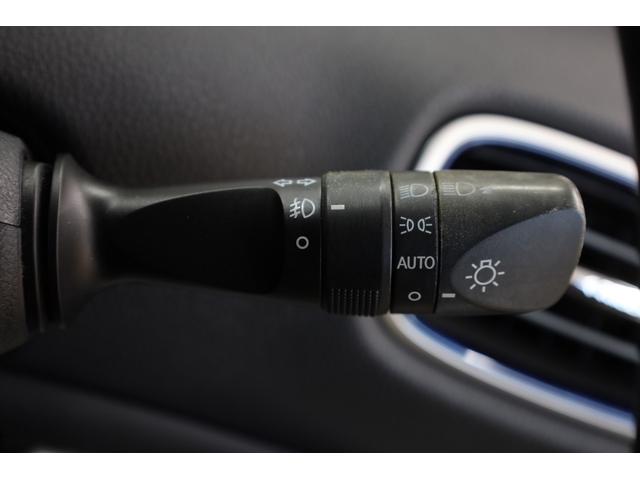 プリウス Ａツーリングセレクション　純正９型ＳＤナビ　ＢＴ接続　Ｂカメラ　セーフティセンス　インテリジェントクリアランスソナー　禁煙車　純正１７インチＡＷ　ブラインドスポットモニター　ＨＵＤ　シートヒーター　置くだけ充電　ＡＣ１５００Ｗ（63枚目）