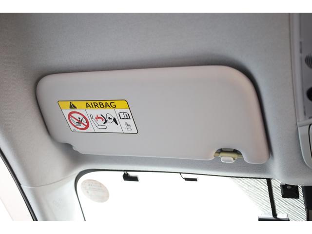 プリウス Ａツーリングセレクション　純正９型ＳＤナビ　ＢＴ接続　Ｂカメラ　セーフティセンス　インテリジェントクリアランスソナー　禁煙車　純正１７インチＡＷ　ブラインドスポットモニター　ＨＵＤ　シートヒーター　置くだけ充電　ＡＣ１５００Ｗ（70枚目）