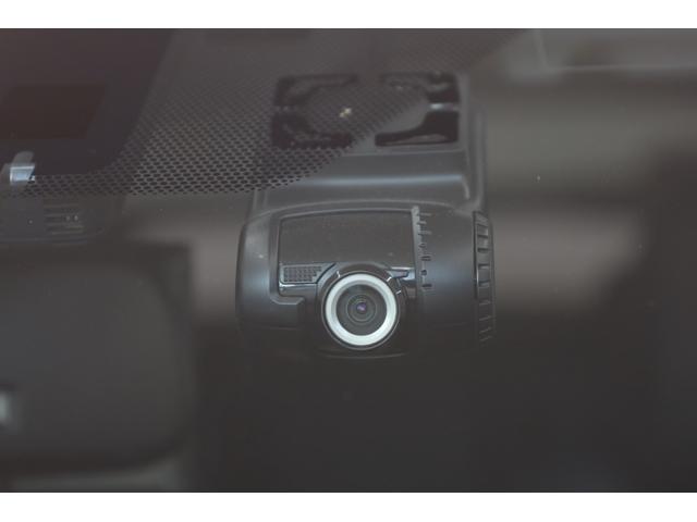 プリウス Ａツーリングセレクション　純正９型ＳＤナビ　ＢＴ接続　Ｂカメラ　セーフティセンス　インテリジェントクリアランスソナー　禁煙車　純正１７インチＡＷ　ブラインドスポットモニター　ＨＵＤ　シートヒーター　置くだけ充電　ＡＣ１５００Ｗ（72枚目）