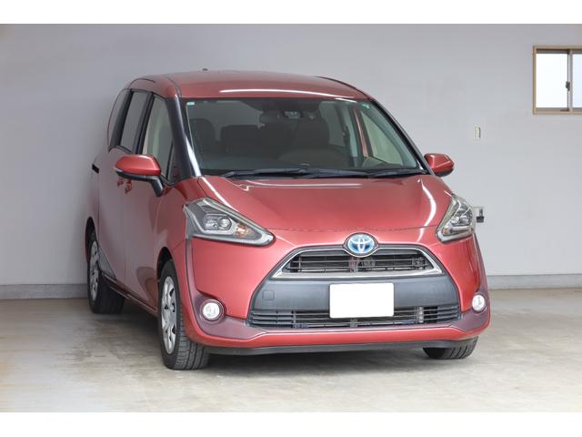 シエンタ ハイブリッドＧ　３列シート　両側電動スライドドア　セーフティセンス　ＬＥＤランプパッケージ　スマートエントリー　シートヒーター　禁煙車　純正ＳＤフルセグナビ　ＢＴ接続　バックカメラ　純正１５インチホイール　盗難防止（21枚目）