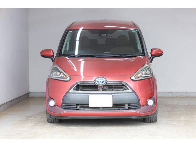 シエンタ ハイブリッドＧ　３列シート　両側電動スライドドア　セーフティセンス　ＬＥＤランプパッケージ　スマートエントリー　シートヒーター　禁煙車　純正ＳＤフルセグナビ　ＢＴ接続　バックカメラ　純正１５インチホイール　盗難防止（22枚目）