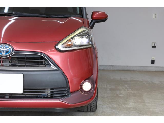 シエンタ ハイブリッドＧ　３列シート　両側電動スライドドア　セーフティセンス　ＬＥＤランプパッケージ　スマートエントリー　シートヒーター　禁煙車　純正ＳＤフルセグナビ　ＢＴ接続　バックカメラ　純正１５インチホイール　盗難防止（29枚目）