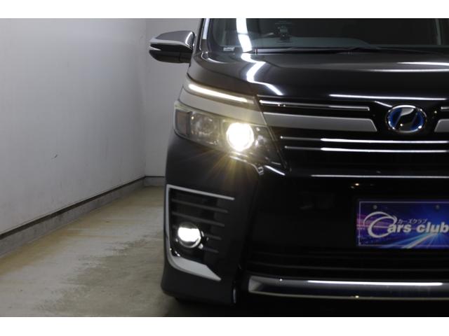 ヴォクシー ハイブリッドＺＳ　煌ＩＩ　両側電動スライドドア　プリクラッシュセーフティ　純正１０型ＳＤナビ　フルセグＴＶ　ＢＴ接続　Ｂカメラ　禁煙車　純正１６インチＡＷ　左右独立オートエアコン　ＬＥＤヘッドランプ　後席サンシェード　ＥＴＣ（28枚目）