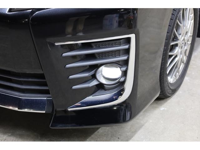 ヴォクシー ハイブリッドＺＳ　煌ＩＩ　両側電動スライドドア　プリクラッシュセーフティ　純正１０型ＳＤナビ　フルセグＴＶ　ＢＴ接続　Ｂカメラ　禁煙車　純正１６インチＡＷ　左右独立オートエアコン　ＬＥＤヘッドランプ　後席サンシェード　ＥＴＣ（33枚目）