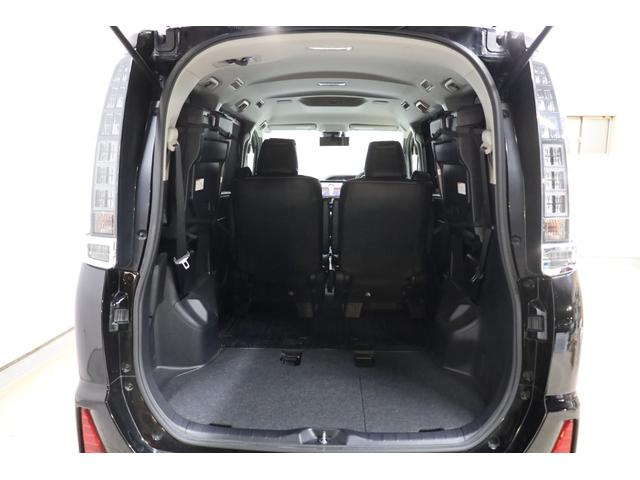 ヴォクシー ハイブリッドＺＳ　煌ＩＩ　両側電動スライドドア　プリクラッシュセーフティ　純正１０型ＳＤナビ　フルセグＴＶ　ＢＴ接続　Ｂカメラ　禁煙車　純正１６インチＡＷ　左右独立オートエアコン　ＬＥＤヘッドランプ　後席サンシェード　ＥＴＣ（73枚目）