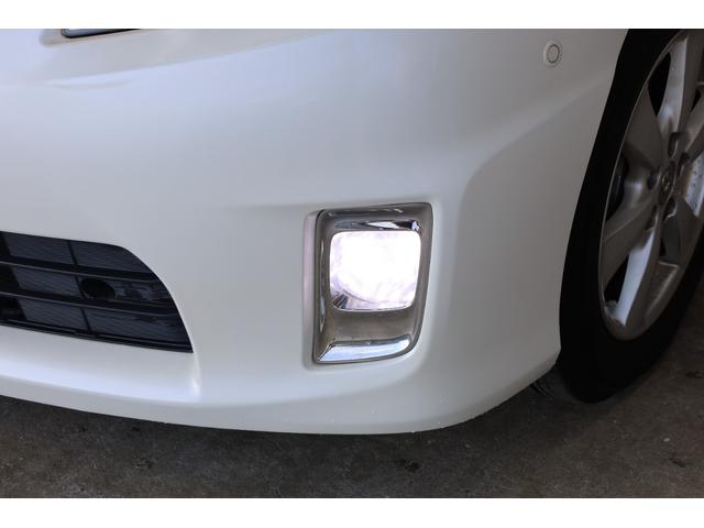 エスティマハイブリッド Ｇレザーパッケージ　４ＷＤ　大型サンルーフ　本革シート　両側電動スライドドア　電動床下格納機能　禁煙　純正８型ＨＤＤナビ　純正後席モニター　純正１７インチＡＷ　Ｗエアコン　ＡＣ１５００Ｗ　オットマン　クルーズコントロール（33枚目）