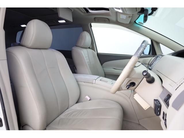 エスティマハイブリッド Ｇレザーパッケージ　４ＷＤ　大型サンルーフ　本革シート　両側電動スライドドア　電動床下格納機能　禁煙　純正８型ＨＤＤナビ　純正後席モニター　純正１７インチＡＷ　Ｗエアコン　ＡＣ１５００Ｗ　オットマン　クルーズコントロール（42枚目）