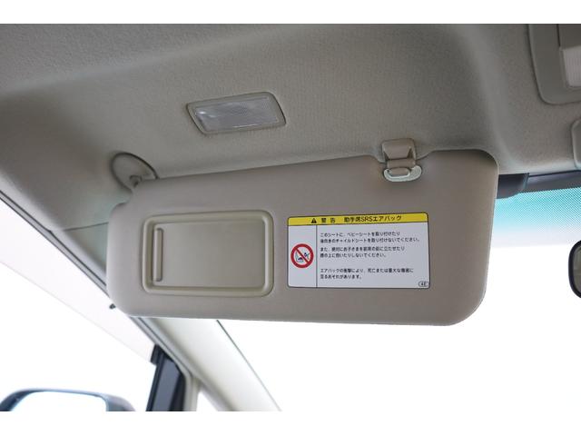 エスティマハイブリッド Ｇレザーパッケージ　４ＷＤ　大型サンルーフ　本革シート　両側電動スライドドア　電動床下格納機能　禁煙　純正８型ＨＤＤナビ　純正後席モニター　純正１７インチＡＷ　Ｗエアコン　ＡＣ１５００Ｗ　オットマン　クルーズコントロール（71枚目）
