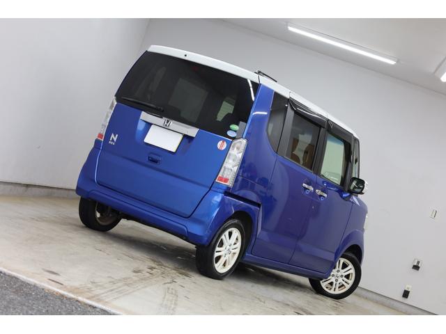 Ｎ－ＢＯＸ Ｇ・Ｌパッケージ　ユーザー下取車　電動スライドドア　禁煙車　エクリプスナビ　地デジＴＶ　ＣＤ　ＵＳＢ　バックカメラ　純正１４インチＡＷ　後席サンシェード　スマートキー＆プッシュスタート　オートエアコン　純正フロアマット（12枚目）