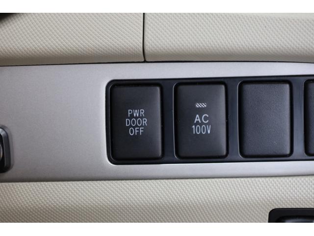 ＰＨＶやＰＨＥＶ車はどちらもガソリンエンジンに加えてモーターとバッテリーを備え、外部から電気を充電できるＨＶ（ハイブリッド）車です。