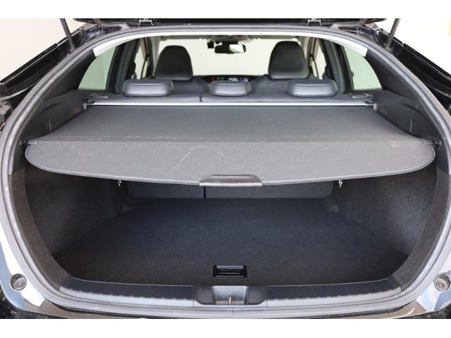 プリウス Ａツーリングセレクション　ワンオーナー　純正９型ＳＤナビ　ＢＴ接続　Ｂカメラ　セーフティセンス　インテリジェントクリアランスソナー　禁煙　純正１７インチＡＷ　ＢＳＭ　ＨＵＤ　パワーシート　シートヒーター　レーダークルーズ（76枚目）