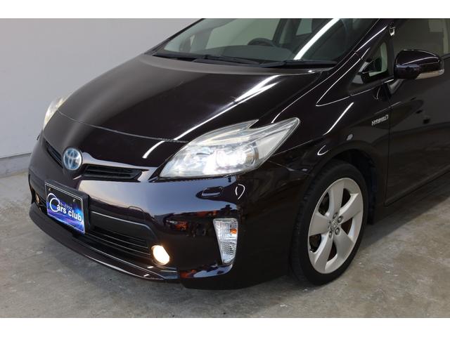 プリウス Ｇツーリングセレクションレザーパッケージ　後期型　本革シート　プリクラッシュセーフティ　禁煙車　アルパイン９型ＳＤナビ　ＢＴ接続　Ｂカメラ　純正１７インチＡＷ　ＬＥＤオートヘッドライト　パワーシート　シートヒーター　雨滴感知式ワイパー　ＥＴＣ（13枚目）