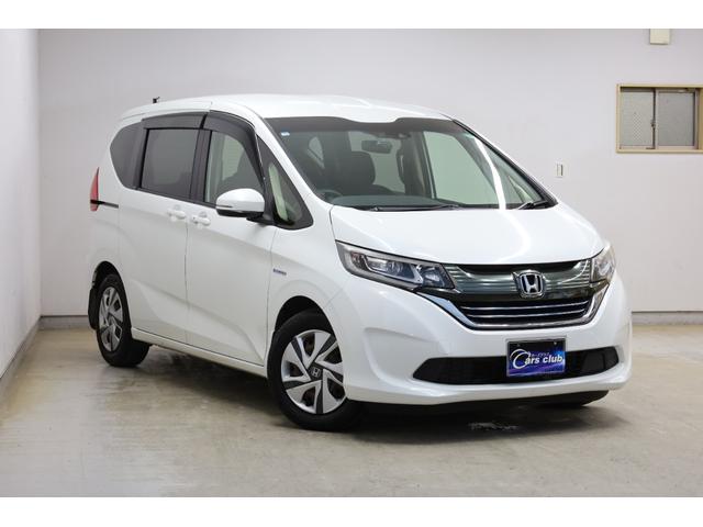 フリード＋ハイブリッド　Ｇ・ホンダセンシンググレードが入庫いたしました！両側電動スライドドアやホンダセンシング等装備も豊富に揃っており、内外装の状態もとてもきれいなオススメの１台となっております！