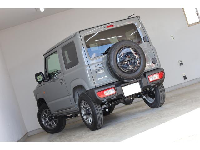 ジムニー XC 届出済未使用車 4WD デュアルセンサーブレーキサポート AT車 障害物ソナー ヒート付ミラー スマートキー&プッシュスタート 純正16インチAW シートヒーター スペアタイヤ 純正フロアマット付(11枚目)