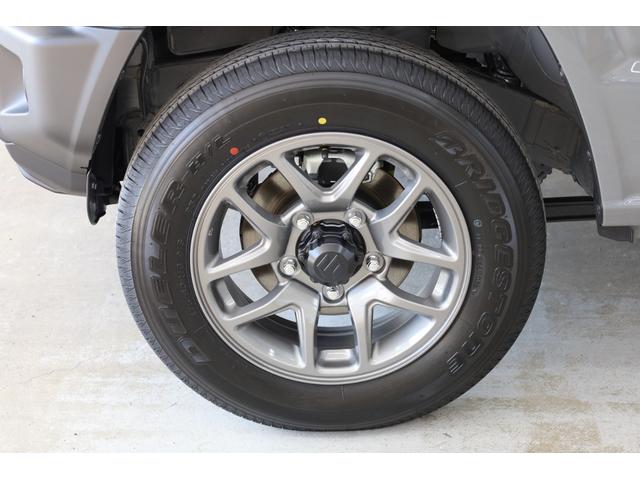 ジムニー XC 届出済未使用車 4WD デュアルセンサーブレーキサポート AT車 障害物ソナー ヒート付ミラー スマートキー&プッシュスタート 純正16インチAW シートヒーター スペアタイヤ 純正フロアマット付(36枚目)