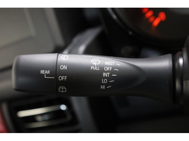 ジムニー XC 届出済未使用車 4WD デュアルセンサーブレーキサポート AT車 障害物ソナー ヒート付ミラー スマートキー&プッシュスタート 純正16インチAW シートヒーター スペアタイヤ 純正フロアマット付(60枚目)