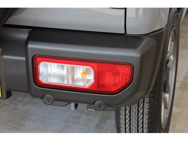 ジムニー XC 届出済未使用車 4WD デュアルセンサーブレーキサポート AT車 障害物ソナー ヒート付ミラー スマートキー&プッシュスタート 純正16インチAW シートヒーター スペアタイヤ 純正フロアマット付(75枚目)