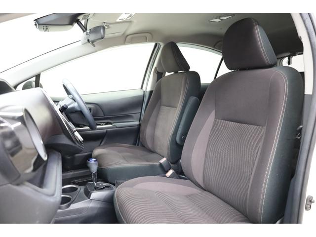 アクア Ｇ　インテリジェントクリアランスソナー　スマートエントリー　ＬＥＤヘッドランプ　セーフティセンス　純正９型ＳＤナビ　Ｂカメラ　禁煙車　レーダークルーズ　シートヒーター　ＥＴＣ　純正１５インチホイール（17枚目）