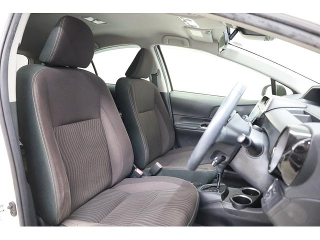 アクア Ｇ　インテリジェントクリアランスソナー　スマートエントリー　ＬＥＤヘッドランプ　セーフティセンス　純正９型ＳＤナビ　Ｂカメラ　禁煙車　レーダークルーズ　シートヒーター　ＥＴＣ　純正１５インチホイール（42枚目）