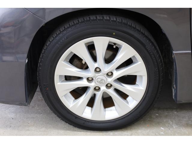 ヴェルファイア ２．４Ｚ　プラチナムセレクション　両側電動スライドドア　純正ＳＤナビ　Ｂカメラ　純正後席モニター　障害物ソナー　パワーバックドア　左右独立ＡＡＣ　リヤＡＡＣ　純正１８インチＡＷ　オットマン　ＥＴＣ　ＨＩＤヘッドライト　フォグランプ（14枚目）