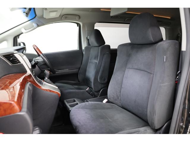 ヴェルファイア ２．４Ｚ　プラチナムセレクション　両側電動スライドドア　純正ＳＤナビ　Ｂカメラ　純正後席モニター　障害物ソナー　パワーバックドア　左右独立ＡＡＣ　リヤＡＡＣ　純正１８インチＡＷ　オットマン　ＥＴＣ　ＨＩＤヘッドライト　フォグランプ（16枚目）