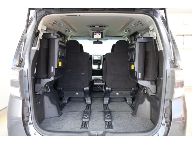 ヴェルファイア ２．４Ｚ　プラチナムセレクション　両側電動スライドドア　純正ＳＤナビ　Ｂカメラ　純正後席モニター　障害物ソナー　パワーバックドア　左右独立ＡＡＣ　リヤＡＡＣ　純正１８インチＡＷ　オットマン　ＥＴＣ　ＨＩＤヘッドライト　フォグランプ（75枚目）