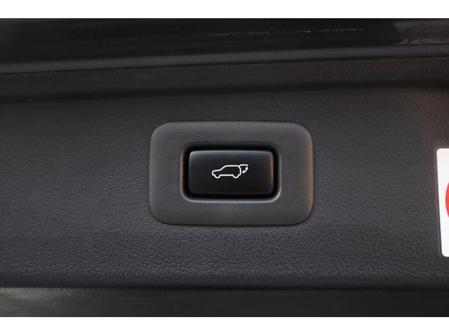 ヴェルファイア ２．４Ｚ　プラチナムセレクション　両側電動スライドドア　純正ＳＤナビ　Ｂカメラ　純正後席モニター　障害物ソナー　パワーバックドア　左右独立ＡＡＣ　リヤＡＡＣ　純正１８インチＡＷ　オットマン　ＥＴＣ　ＨＩＤヘッドライト　フォグランプ（77枚目）